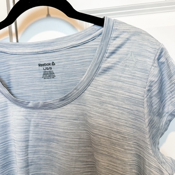 Reebok Women’s Workout Tee, Sweat Resistant, Light Blue, Size Large - Picture 4 of 6